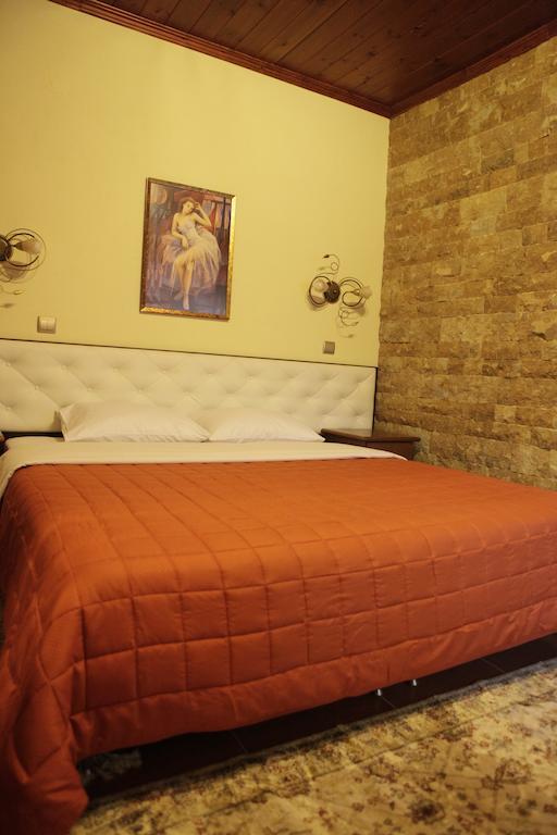 Xenonas Platia Appartement Káto Loutrákion Buitenkant foto